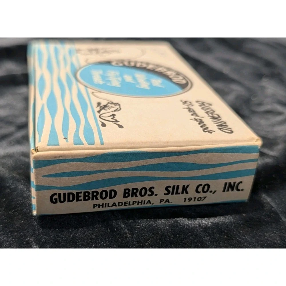 VTG Gudebrod Gudewind Thread Box Set Yellow 207 Plastic Spools Rod Winding‎